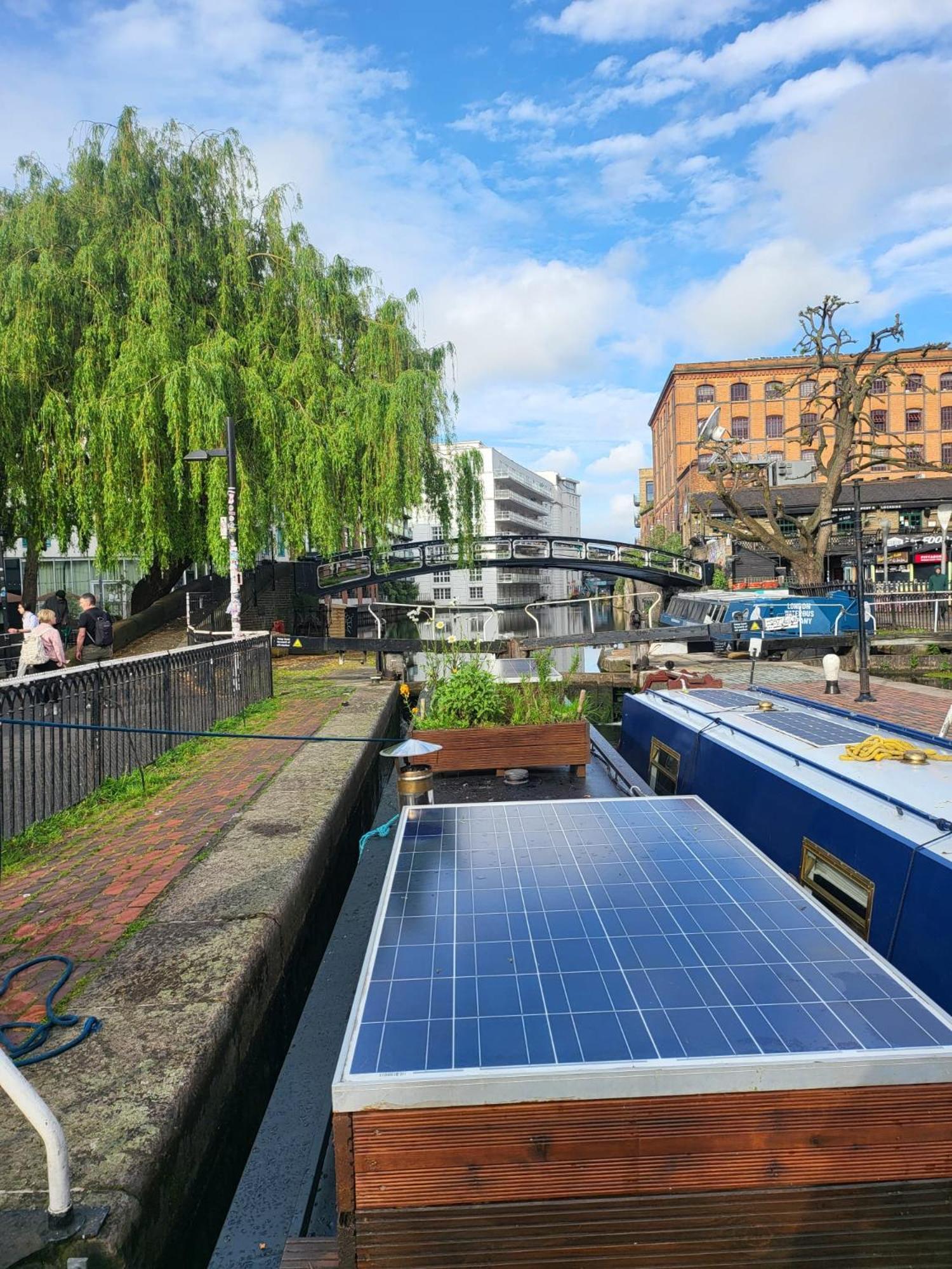 Lovely Canal Boat In Little Venice For Family & Friends Londres Exterior foto